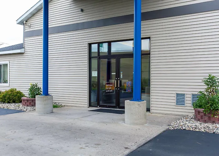 Family Hotel: Motel 6-Baraboo, Wi - Lake Delton-Wisconsin Dells